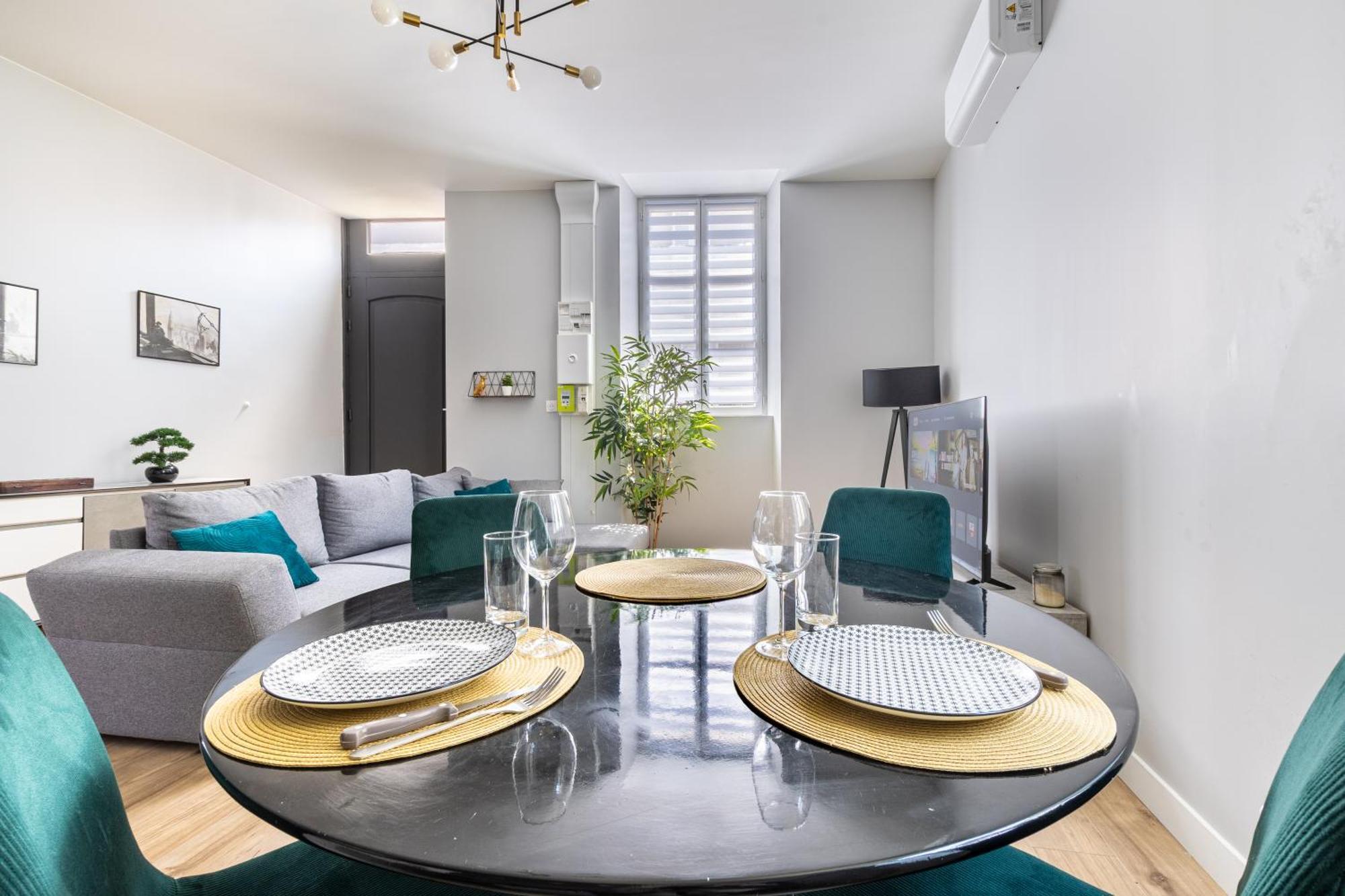 Maison Saint Surin Apartment *